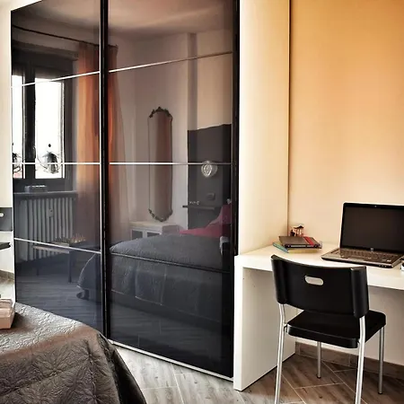 Apartment Allo Specchio Turin